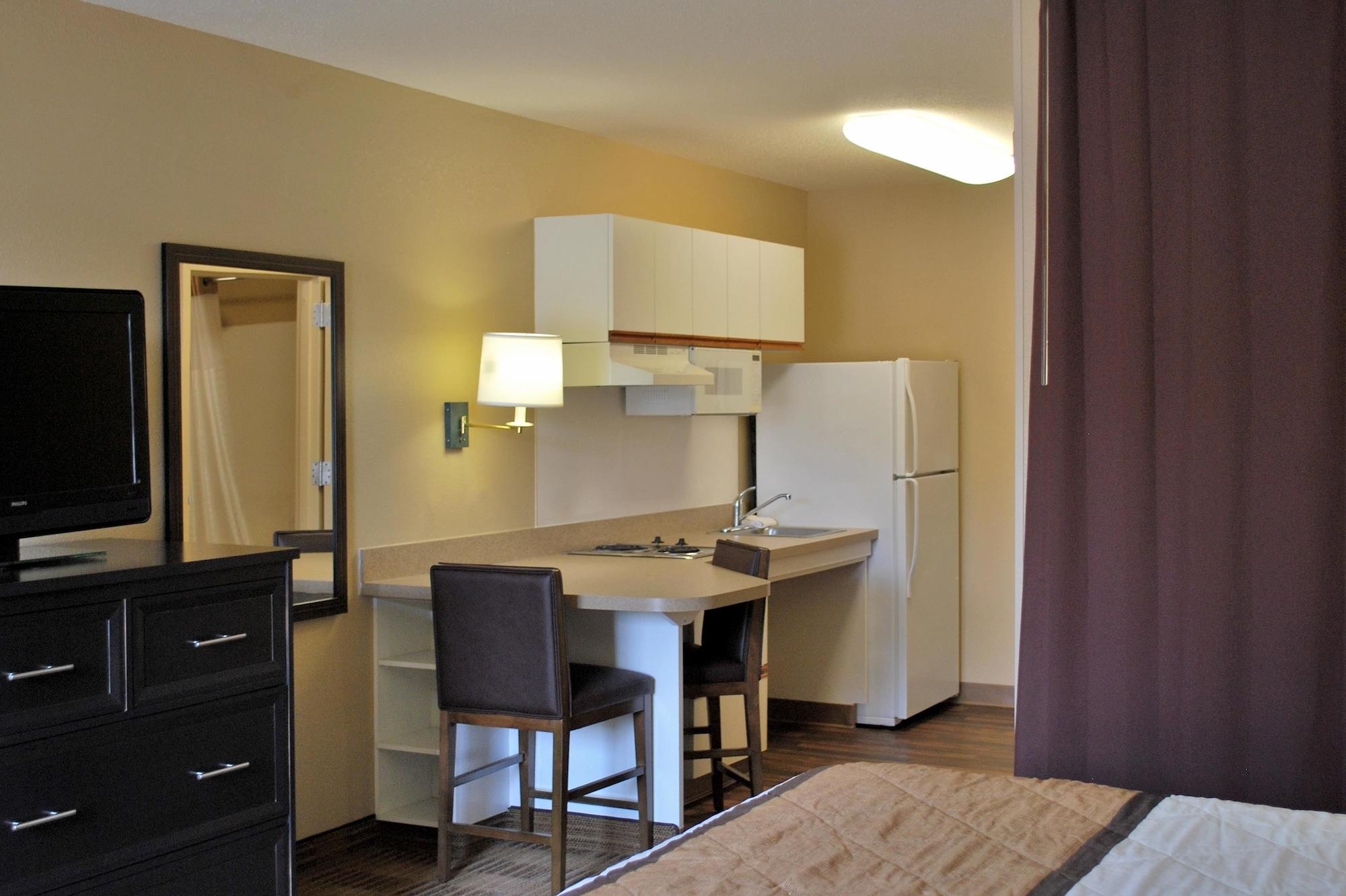 Extended Stay America Suites - Boston - Waltham - 52 4Th Ave Екстер'єр фото