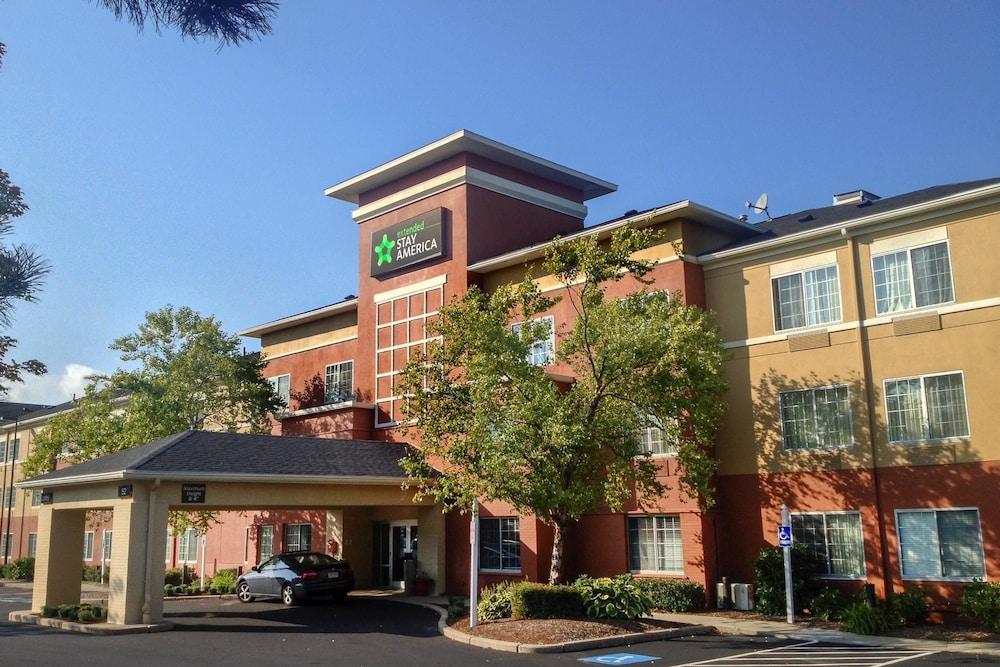 Extended Stay America Suites - Boston - Waltham - 52 4Th Ave Екстер'єр фото