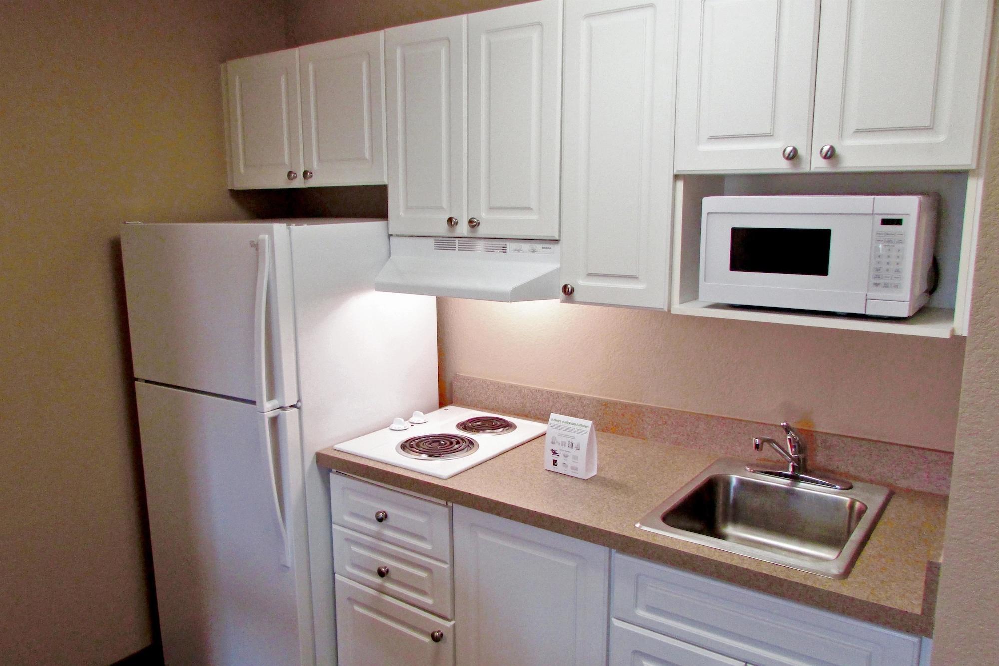 Extended Stay America Suites - Boston - Waltham - 52 4Th Ave Екстер'єр фото