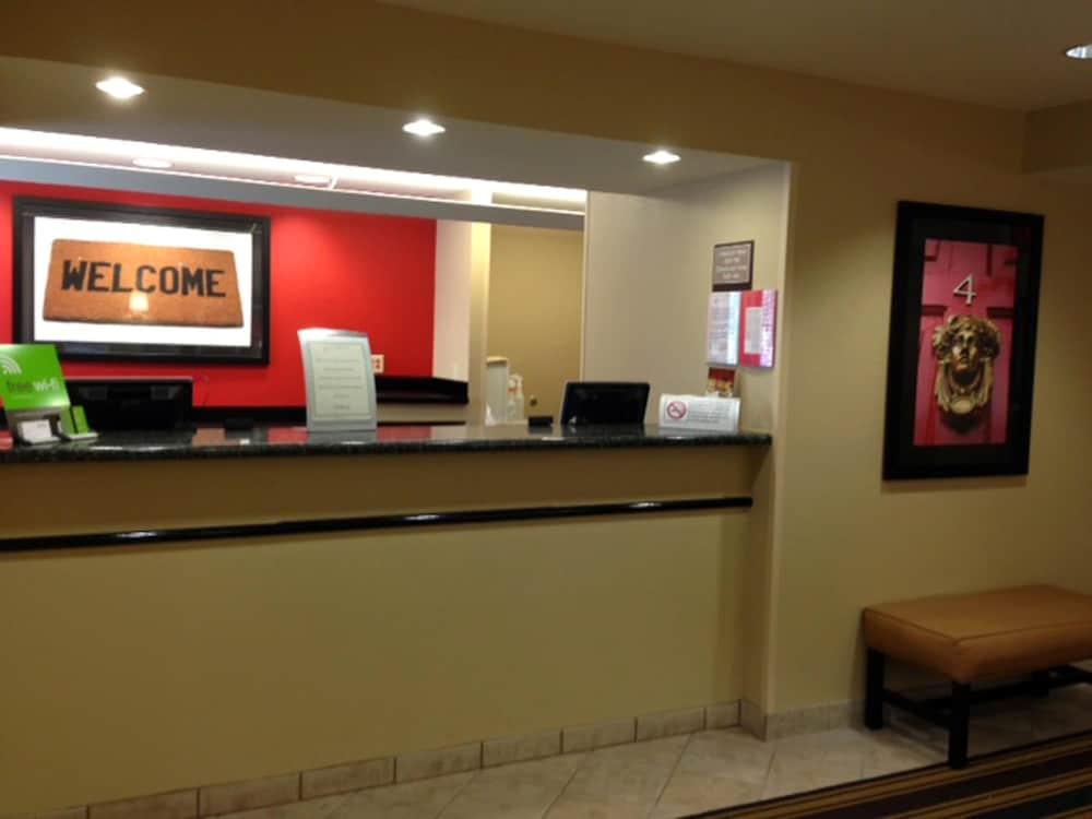 Extended Stay America Suites - Boston - Waltham - 52 4Th Ave Екстер'єр фото