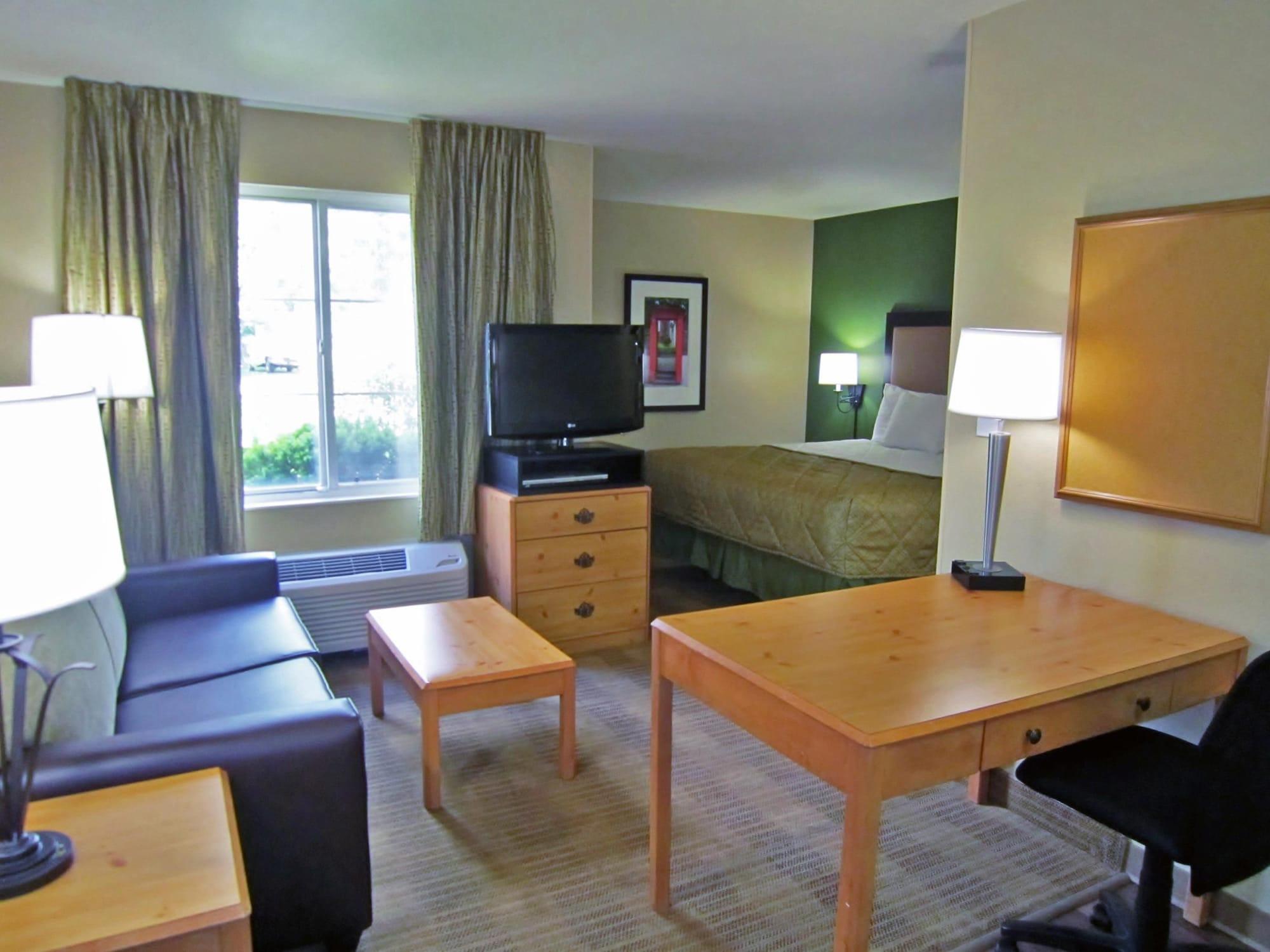 Extended Stay America Suites - Boston - Waltham - 52 4Th Ave Екстер'єр фото