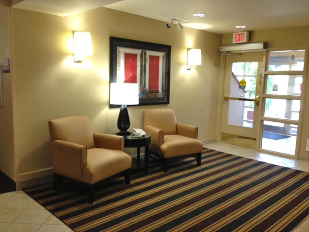 Extended Stay America Suites - Boston - Waltham - 52 4Th Ave Екстер'єр фото