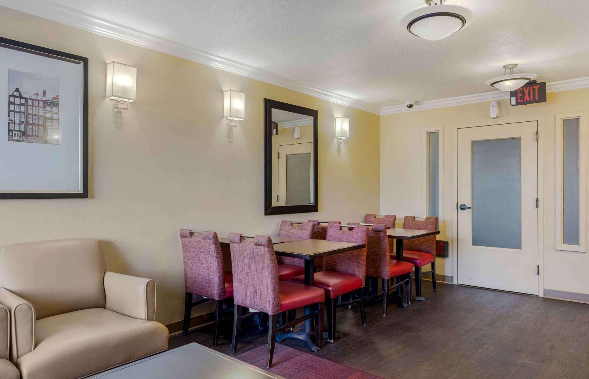 Extended Stay America Suites - Boston - Waltham - 52 4Th Ave Екстер'єр фото