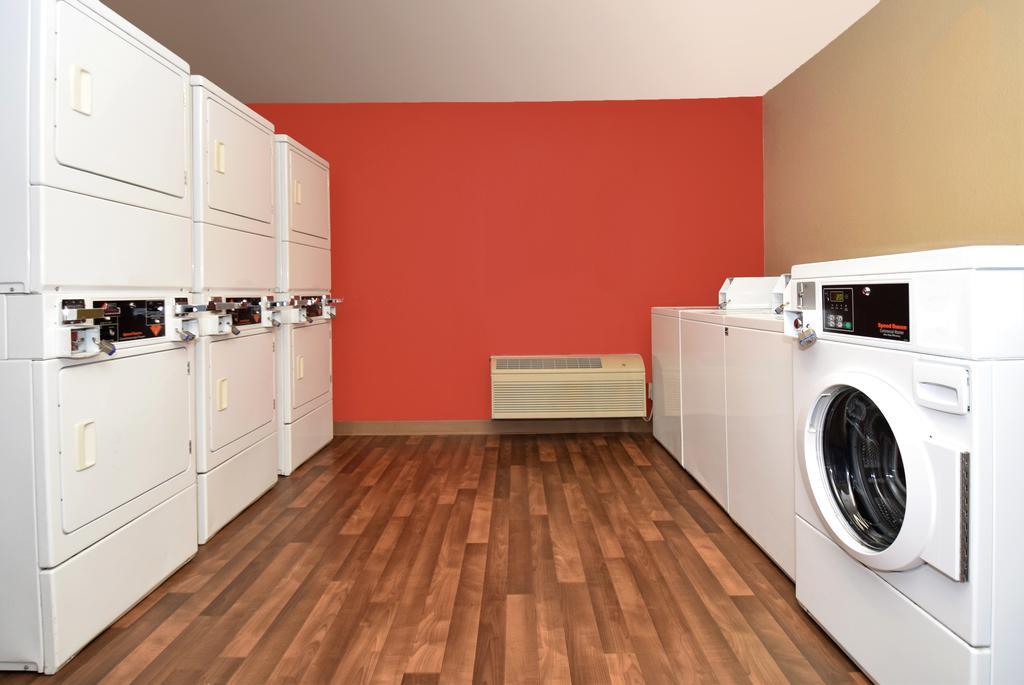 Extended Stay America Suites - Boston - Waltham - 52 4Th Ave Екстер'єр фото